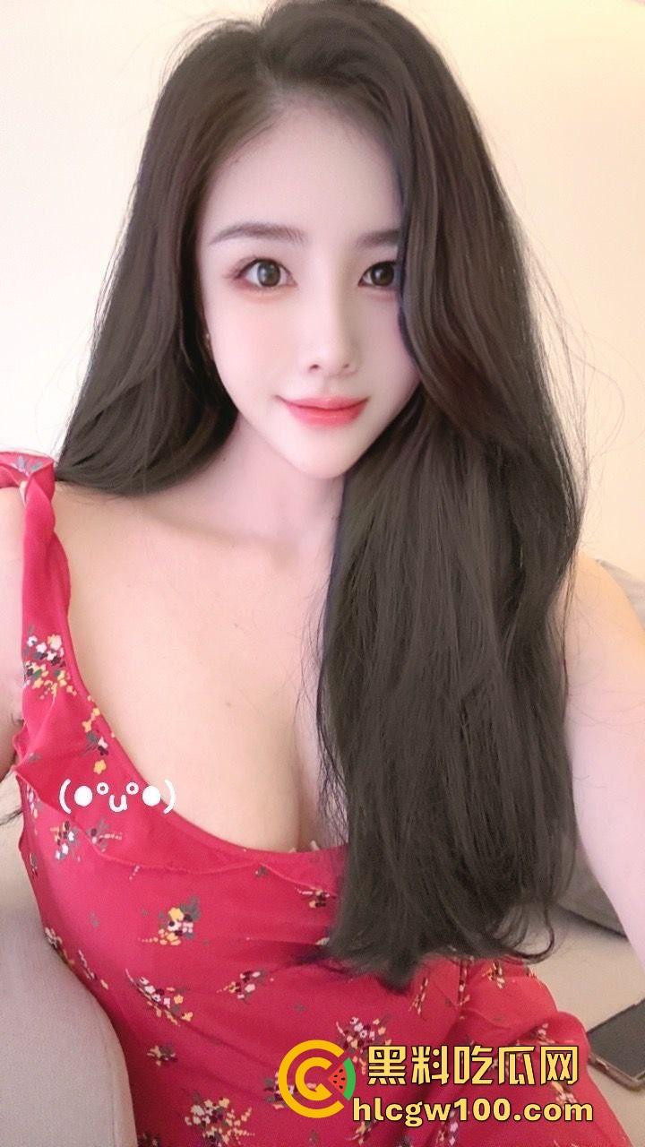 南宁大佬骑36D奶下属『 马徐婷 』巨乳大胸晃得节奏感炸裂,这胸晃得比蔡徐坤运球还6!-7