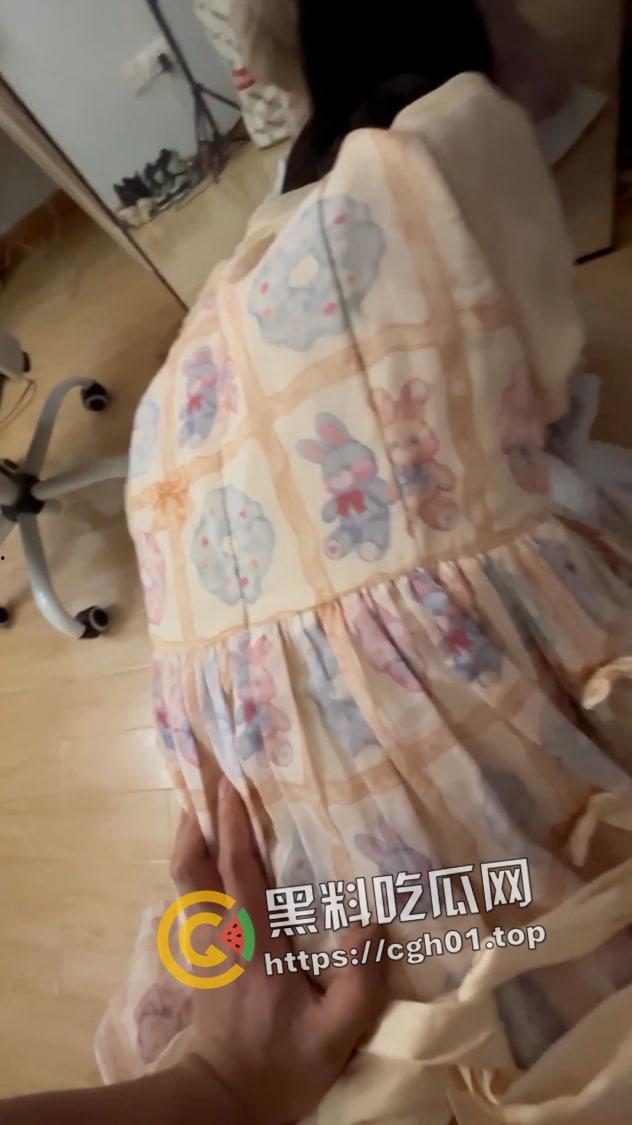 鬼火黄毛和洛丽塔 揪奶头揪到哭扯着头发后入 这就是黄毛的含金量-5