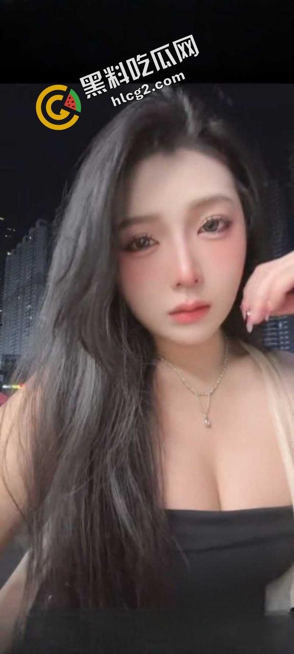 快手极品微胖身材丰满小网红『袁倩倩』与榜一帅哥约炮 露脸实锤 黑丝翘臀骑乘性爱视频流出!-4