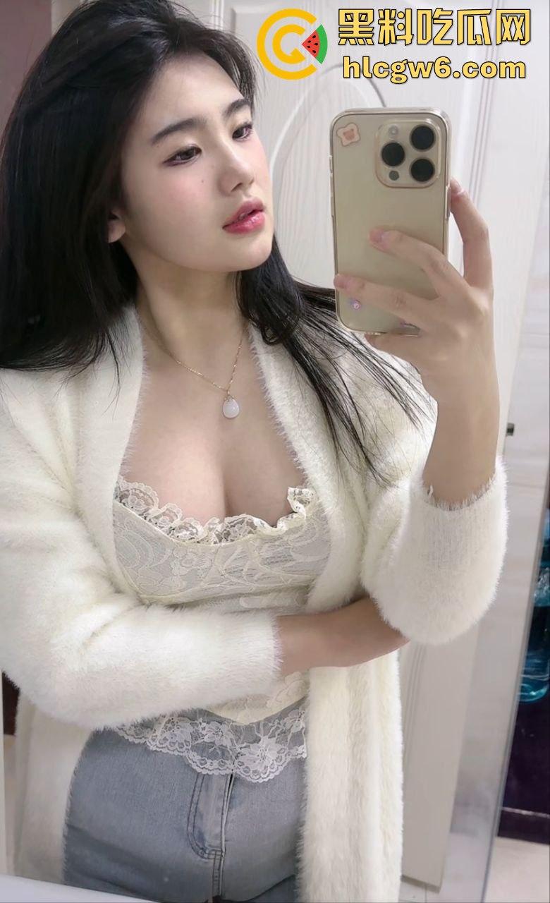 华南理工大学大一反差学妹【黎果果】巨乳黑肥大鲍鱼,阴毛旺盛性欲极强性爱视频遭到曝光。-32