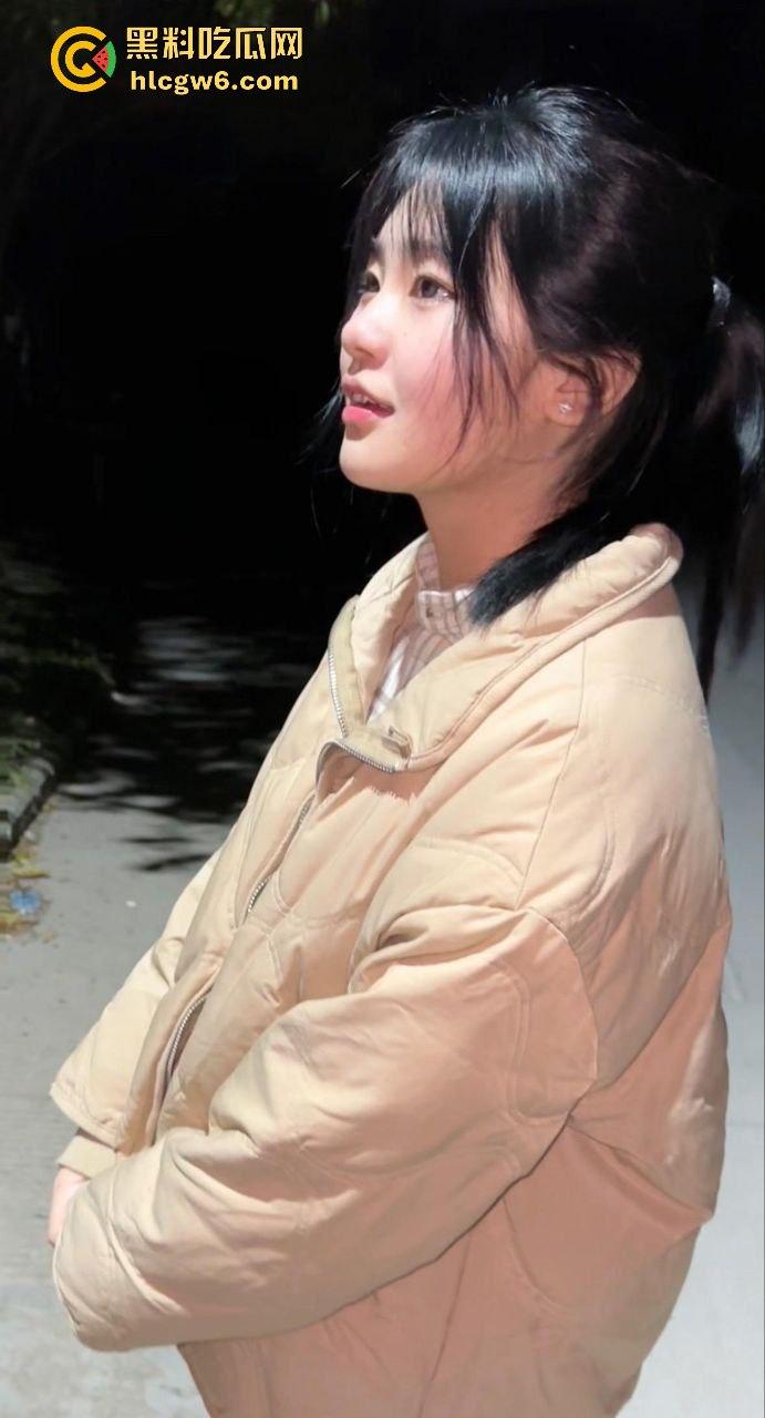 华南理工大学大一反差学妹【黎果果】巨乳黑肥大鲍鱼,阴毛旺盛性欲极强性爱视频遭到曝光。-45