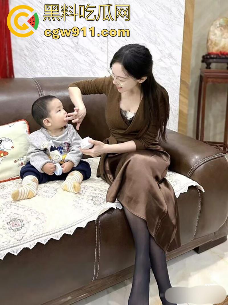 师生乱伦事件,上海二中高中女教师【张越】, 出轨16岁学生吴栋申,被丈夫实名举报出轨,聊天记录曝光!-14