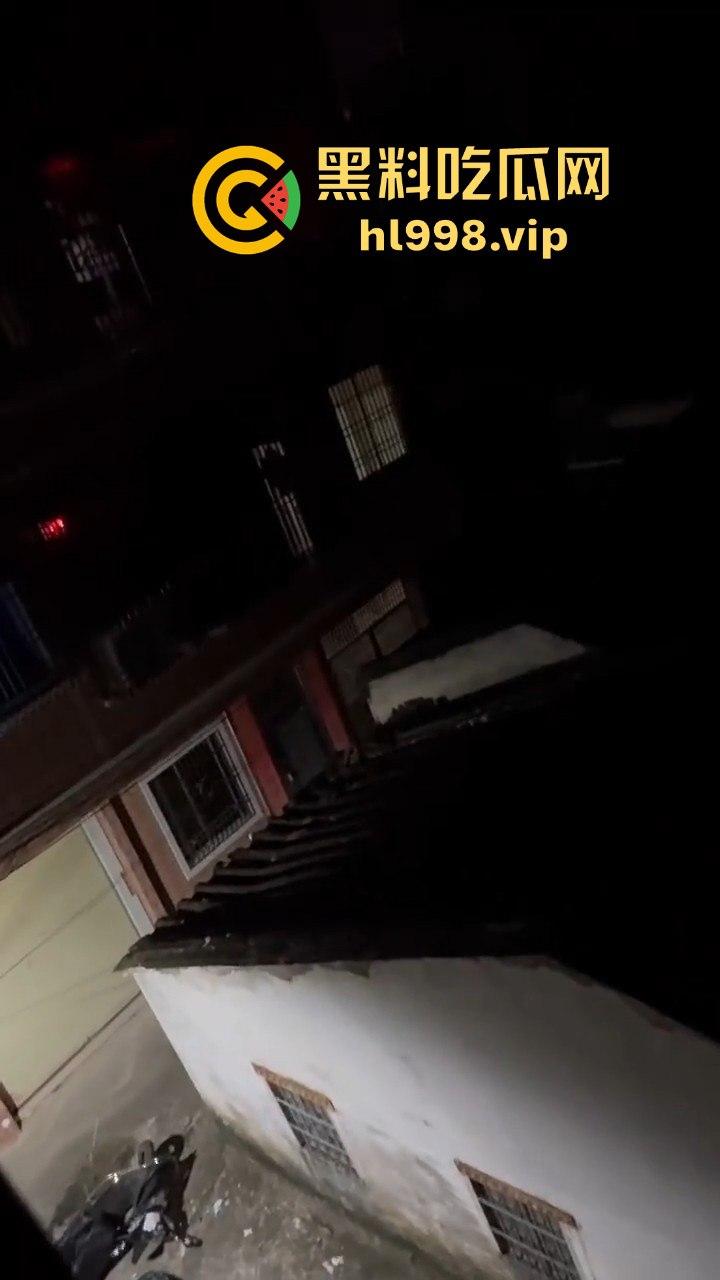 汕尾海丰惊现亲戚大瓜!男人辛苦赚钱,老婆却跟表哥偷情钓鱼,怒砸表哥车!-1