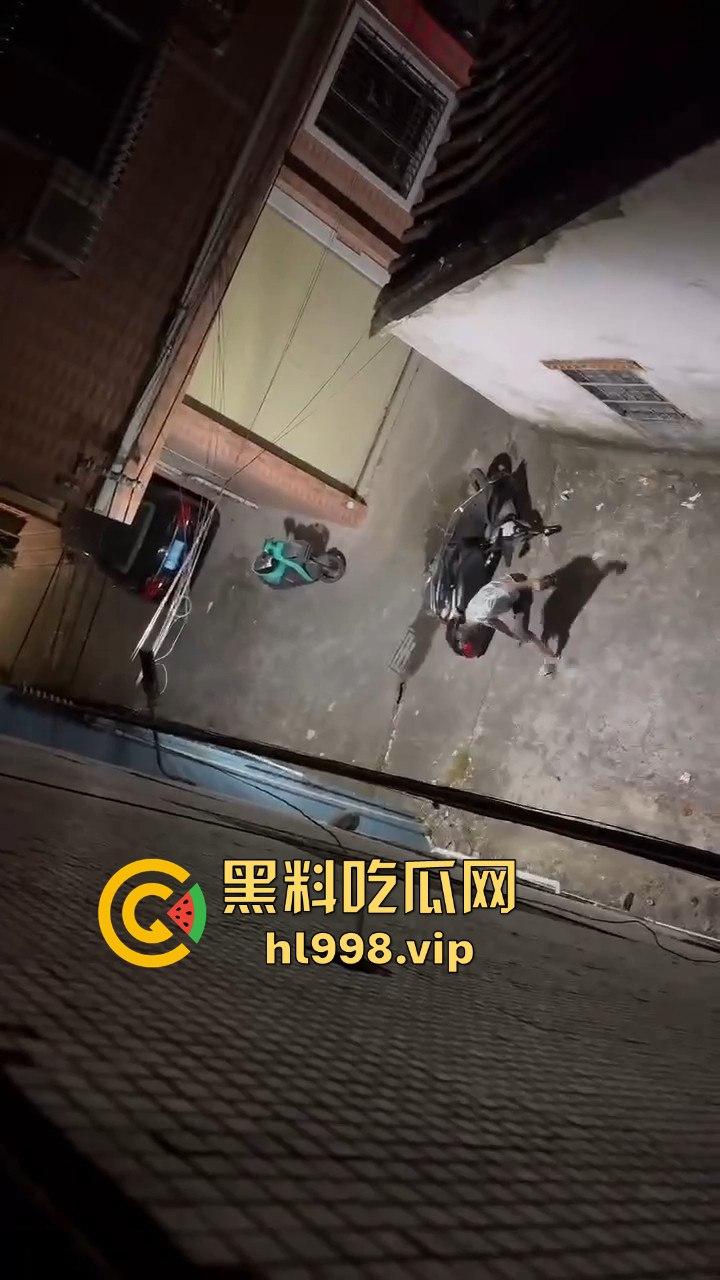 汕尾海丰惊现亲戚大瓜!男人辛苦赚钱,老婆却跟表哥偷情钓鱼,怒砸表哥车!-3