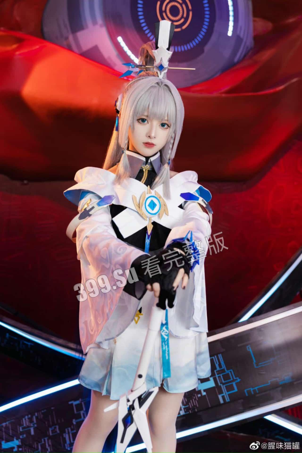 #抖音 #微博 #腥味猫罐 知名COSER腥味猫罐动漫节被偷拍裙底事件-10