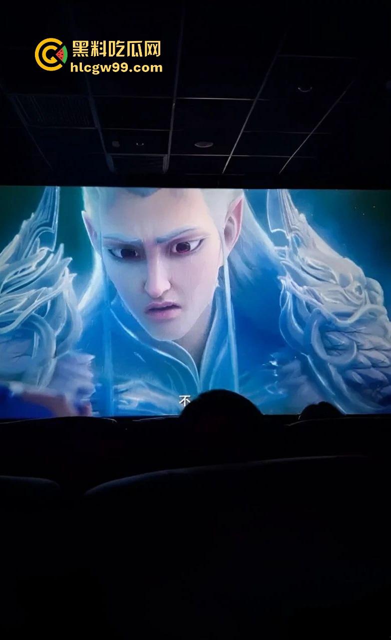 小编重推！哪吒火爆网黄也要蹭热度，大胆女博主买张票跑电影院看哪吒全裸自慰！内容炸裂。-3