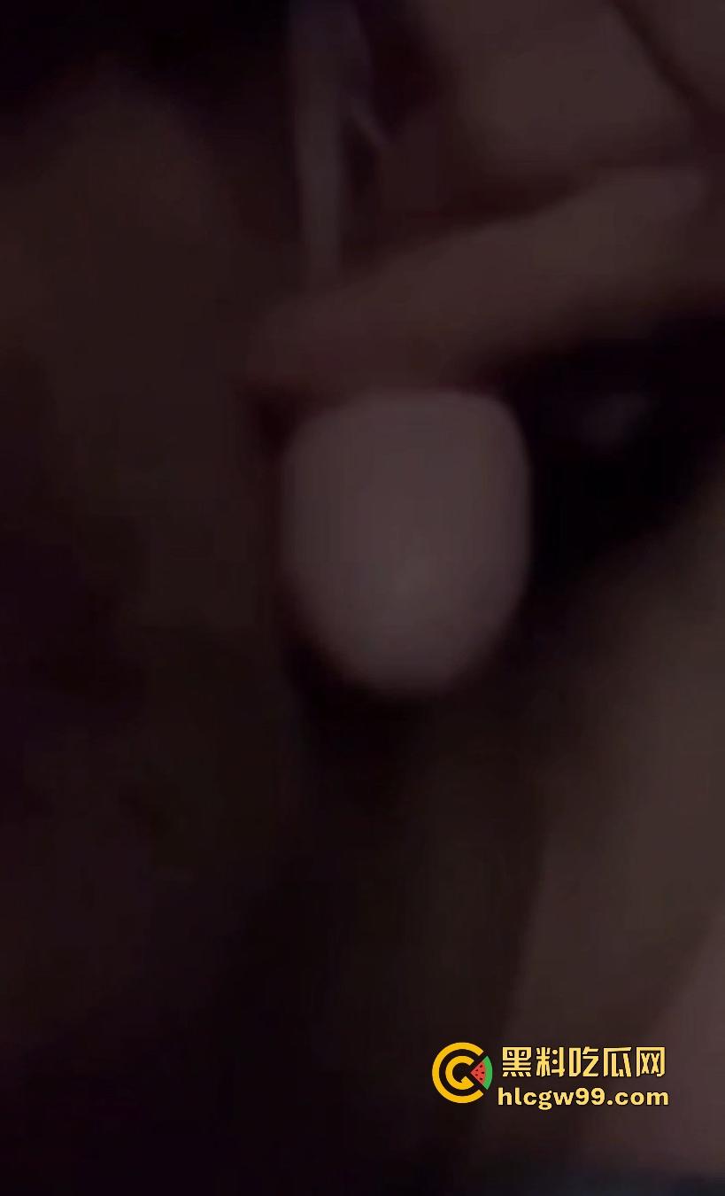 小编重推！哪吒火爆网黄也要蹭热度，大胆女博主买张票跑电影院看哪吒全裸自慰！内容炸裂。-9