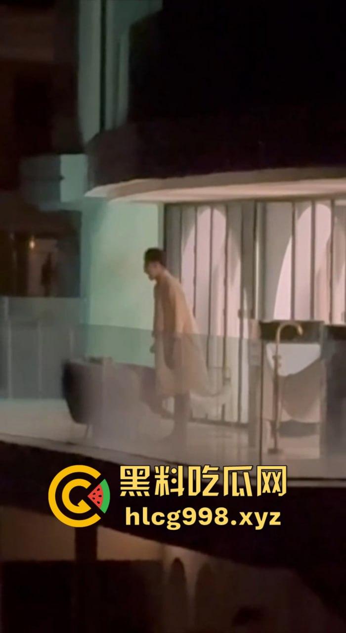 露天阳台大战直播翻车!富豪哥撸了半天没搞定,最后女方靠嘴收场,小姐姐全程无语拍摄!-10