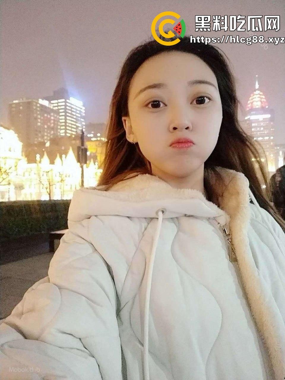 物流管理大二骚货【耿毕雯】开学就踹男友,渣男咽不下这口气,直接甩出吃鸡视频,得不到就毁人!-2