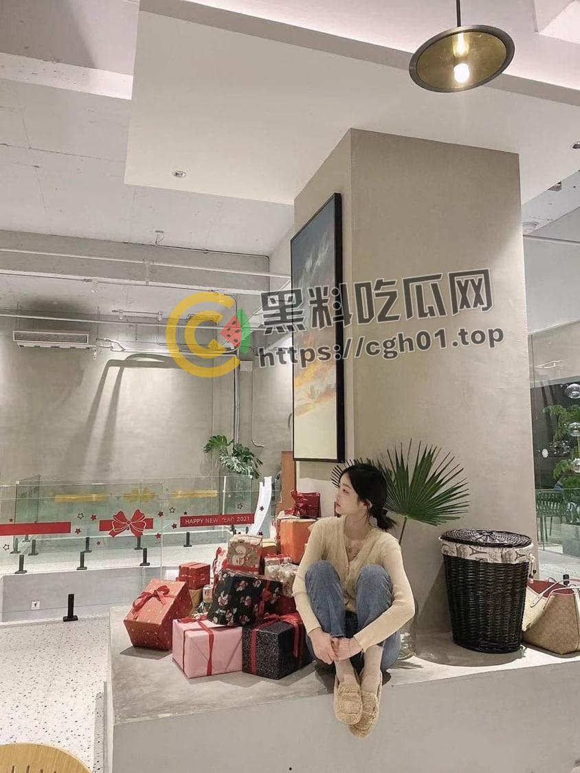 上海富家千金的反差时刻 粉色魅魔纹身下的淫荡娇娃 渣男流出最全整理-3