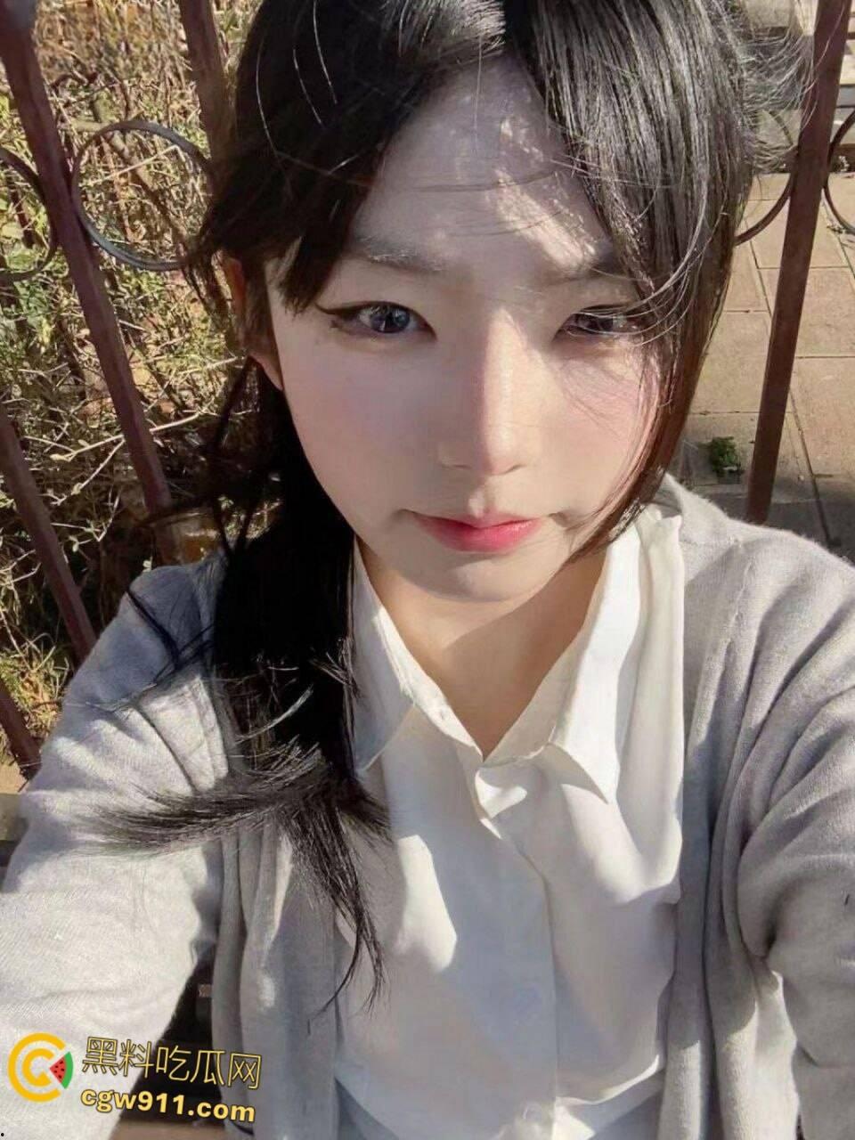 天津大高颜值系花【文佳怡】,酒店做爱视频曝光,骑脸强制口交,无毛骚穴一览无遗,无套爆操刺激十足!-2