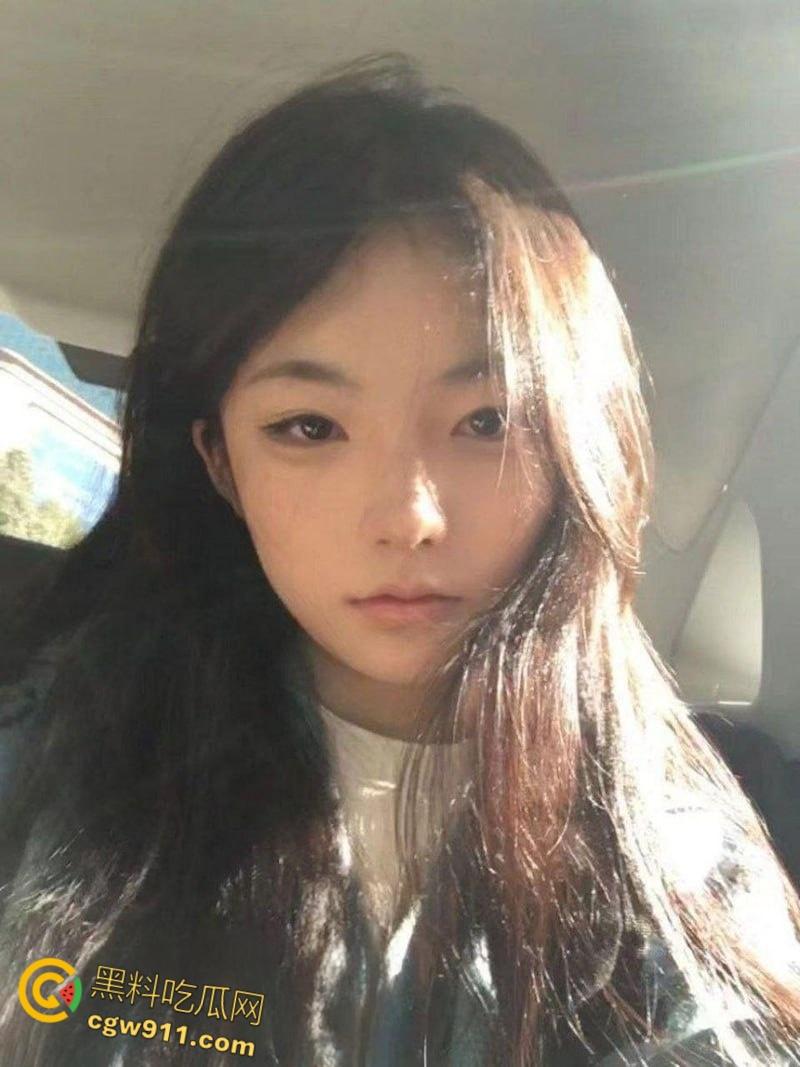 天津大高颜值系花【文佳怡】,酒店做爱视频曝光,骑脸强制口交,无毛骚穴一览无遗,无套爆操刺激十足!-4