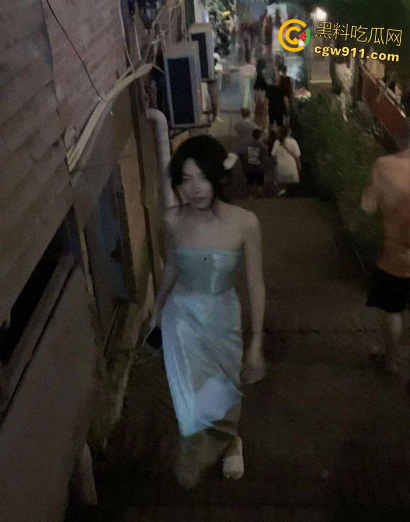 天津大高颜值系花【文佳怡】,酒店做爱视频曝光,骑脸强制口交,无毛骚穴一览无遗,无套爆操刺激十足!-5