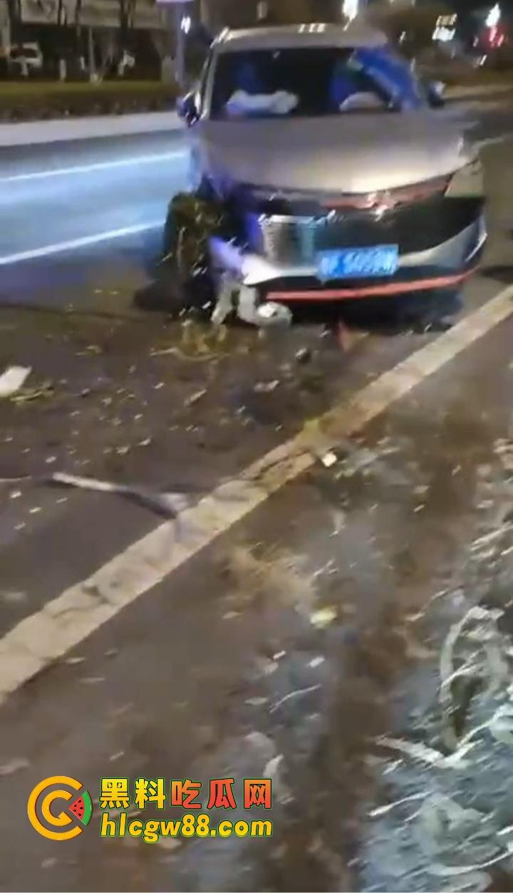 烟台栖霞上演女版无间道,酒驾女司机撞树后跑路 召唤闺蜜上演教科书级顶包戏码 交警这是真·好闺蜜!-6