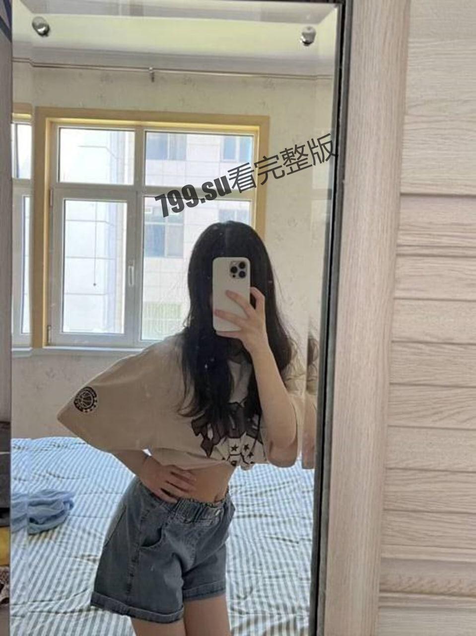 前女友系列 上海金华 孙方仪 脚踏两只船纯拜金女给男友戴绿帽被曝光-8