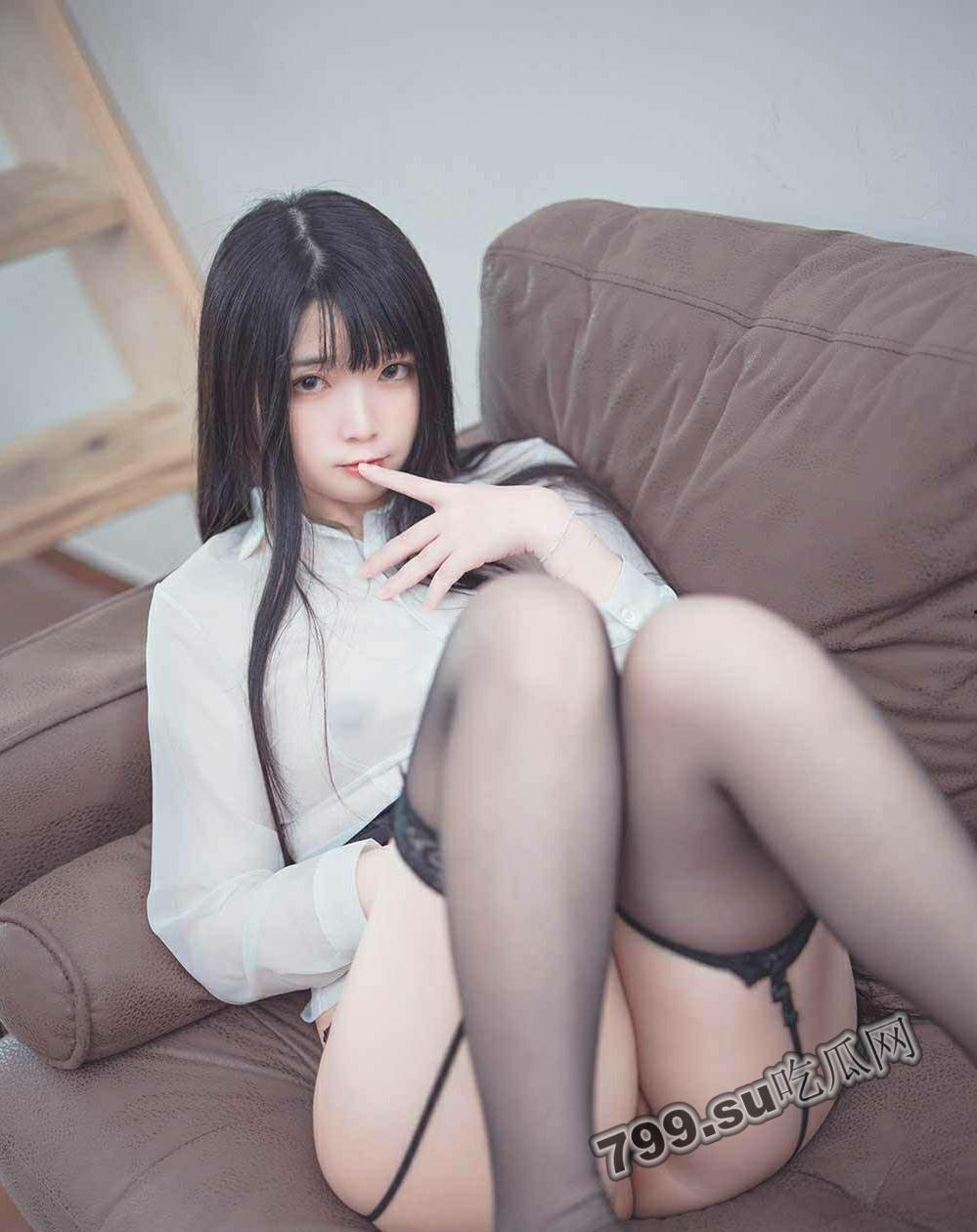 推特二次元卡哇伊 COSER 极品女神反差妹「落落 Raku」原版私拍视图-18