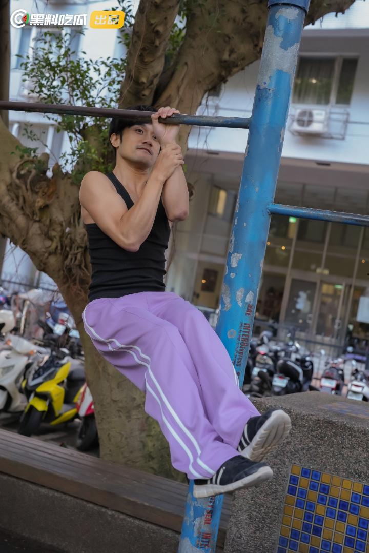 黑料吃瓜网出品-《江南第一小屌童锦程798&吴柳芳之花小龙&王老师爱情故事》第三集！-8