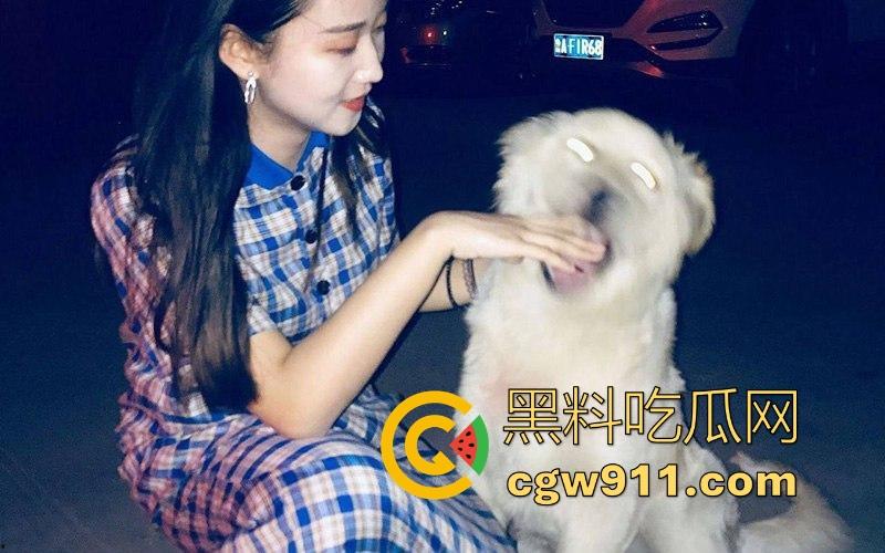 武汉师范大学【江恩凡】私密私拍泄密，清纯可爱高颜值少女，翘臀高撅手指插穴，骚穴猛操喷水！-8