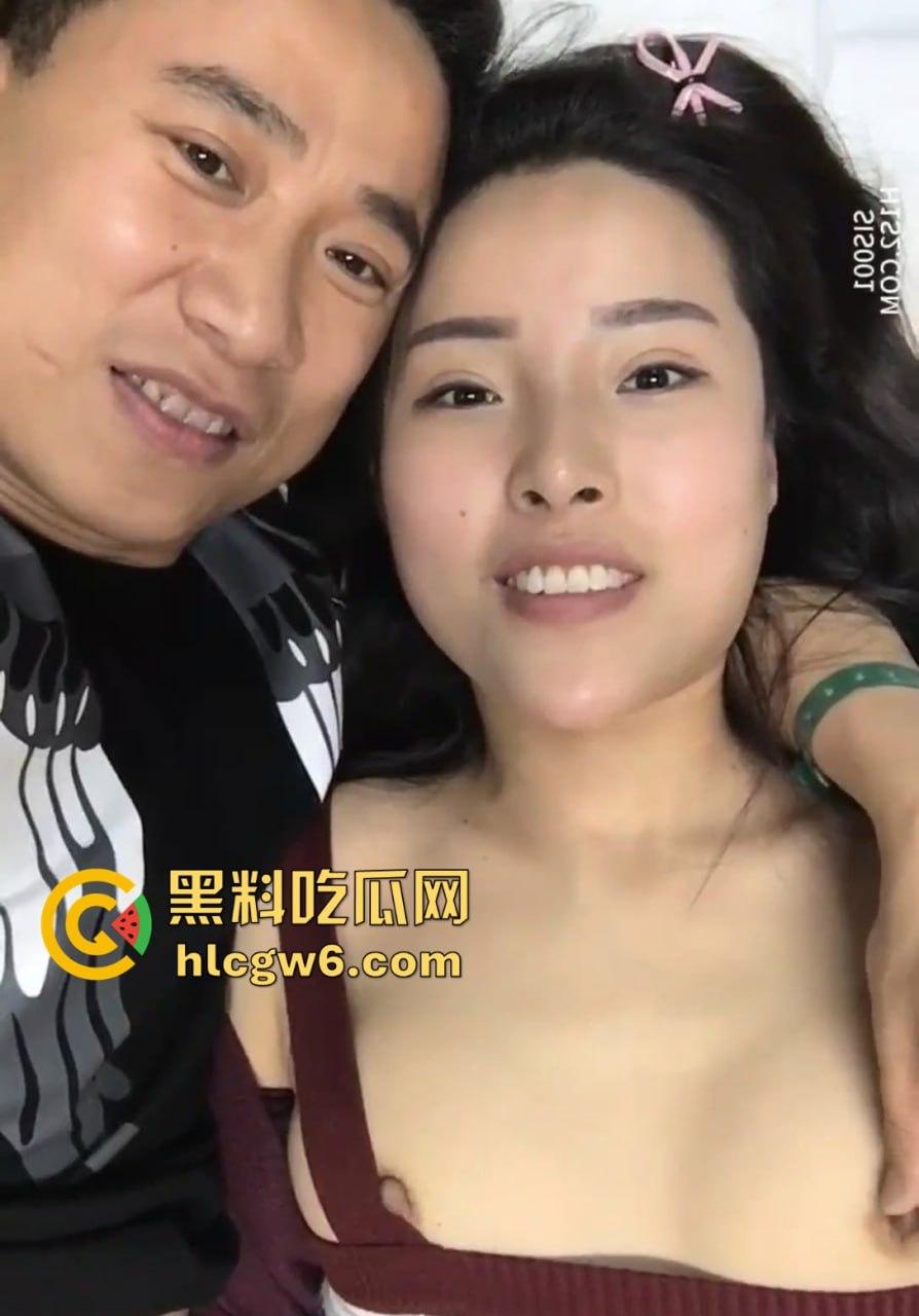 四川骚少妇【林微】与情人在医院病房调情打炮 经小穴治疗明天就能出院!-5