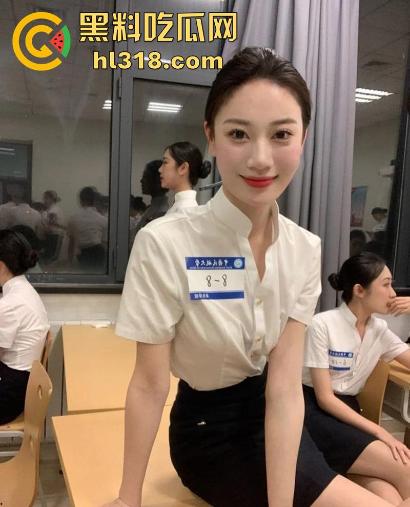 中国民航大学乘务学院,女神【李秋苑】极品身材大长腿尤物,上学期间被土豪包养,性爱视频流出!-4