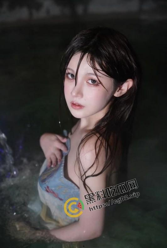 百万网红也缺钱?抖音七百万粉丝网红『刘辉快乐商店』入驻微密圈 大尺度写真照私拍来袭!-5