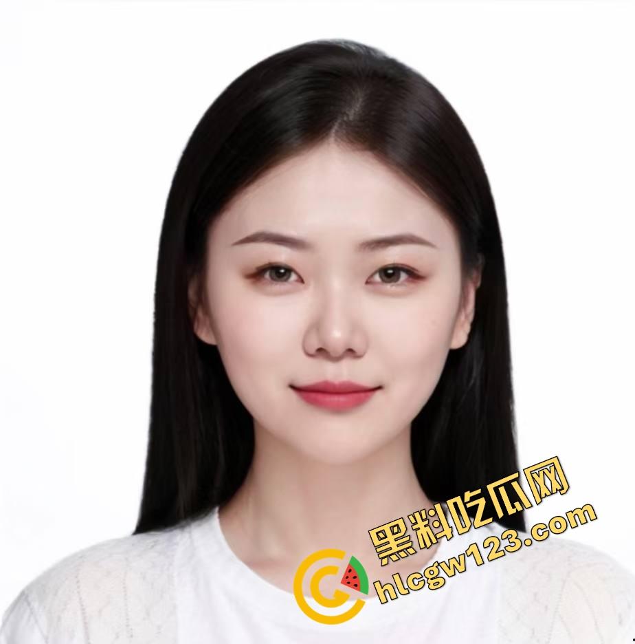 酒桌一杯黄汤下肚嫂子就躺平,海角乱伦哥没想到计划白做。原本计划慢慢钓,结果一杯下去自己把逼端上来!-1