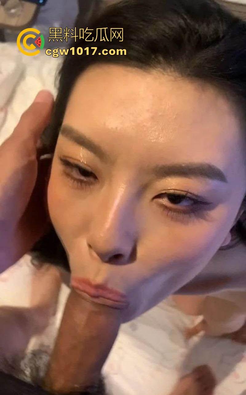 杭州气质女神【李婉汐】不雅视频流出,被无套爆操调教,口交深喉眼神销魂,直击灵魂的反差婊巅峰,实在是太骚了!-7