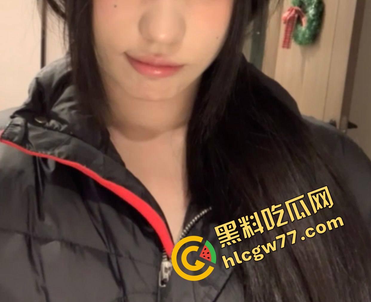 四川财大清纯女神『李嫣』白天是软萌学妹,深夜却在酒店给金主跪舔口交,拍照是人设张腿才是真相-5