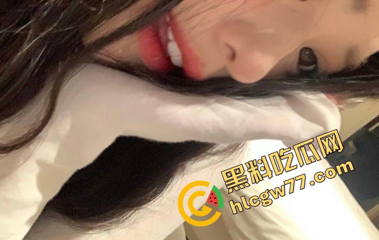 四川财大清纯女神『李嫣』白天是软萌学妹,深夜却在酒店给金主跪舔口交,拍照是人设张腿才是真相-13