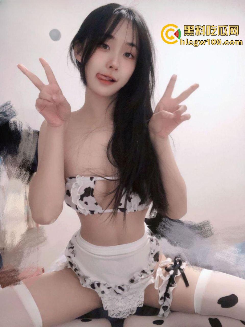 南京传媒学校校花【刘思思】调教视频曝光,欲求不满的母狗校园公交车大大颠覆了以往的形象-31