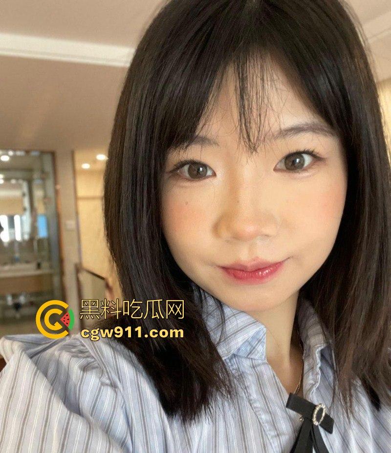 广州大学大二学妹【孙晓静】性爱视频流出,多种道具自慰,露脸口交深喉无套后入,彻底释放反差骚劲!-1