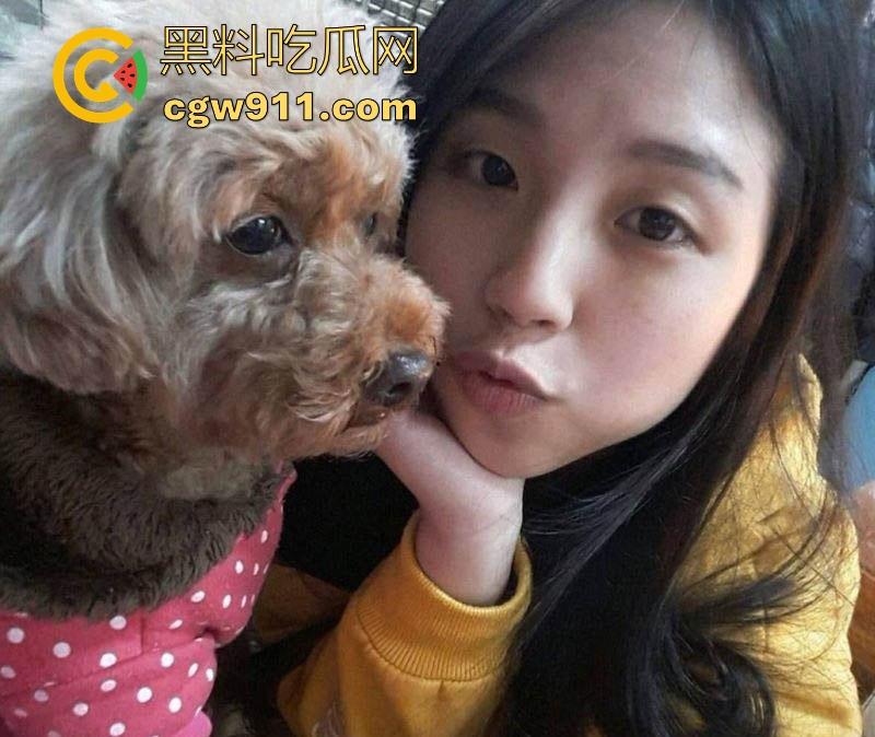 广东巨乳骚妻母狗【李月妍】私密视频分手后曝光,臀浪翻滚间淫水四溅,D杯巨乳骑乘欲望强烈!-1