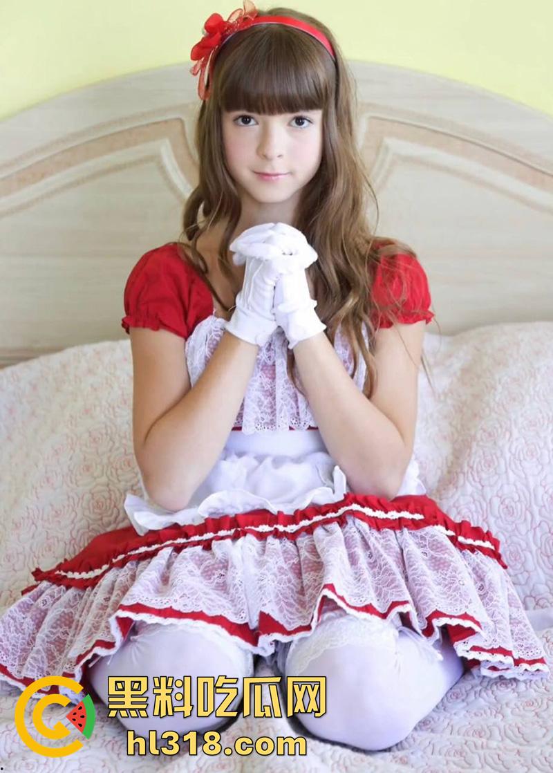 俄罗斯童星长大后竟下海,在OF售卖色情视频,身材极品巨乳白嫩,配饱满翘臀看的人血脉喷张!-4