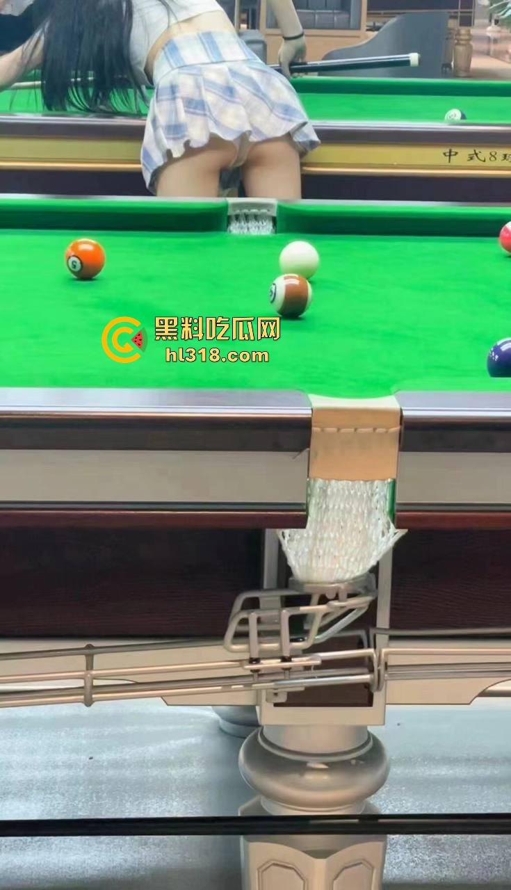 打台球陪练是个借口，陪睡才是真实目的，玩得不是台上那几颗球，而是美女教练的那两颗~还有如何进洞！-2