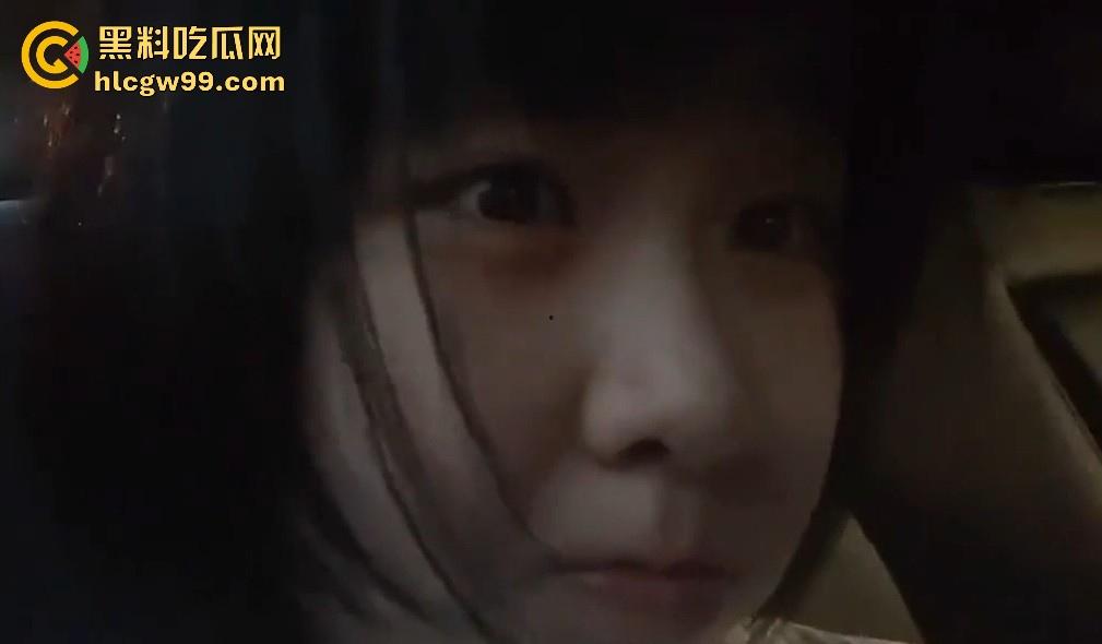 西安大学清纯反差学生妹【林莹】裸聊自慰视频被渣男曝光,全程露脸反差至极,很有撸点!-5