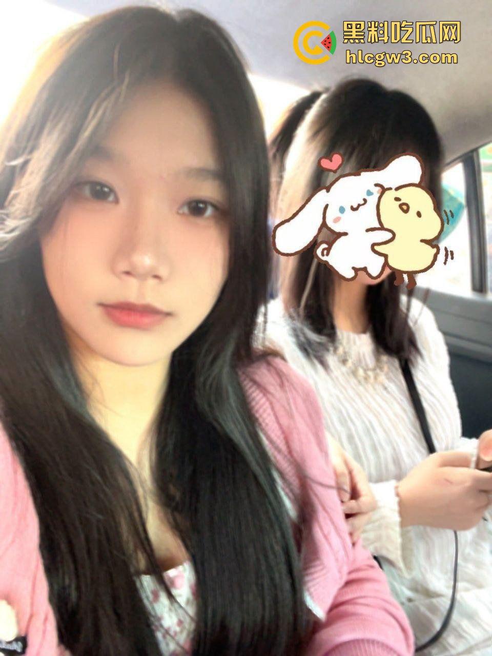 山西清纯女大学生【姜梦璇】私密资源疯传!清纯脸骚货魂,哥哥们的大鸡巴硬得像铁柱,简直玩明白了!-13