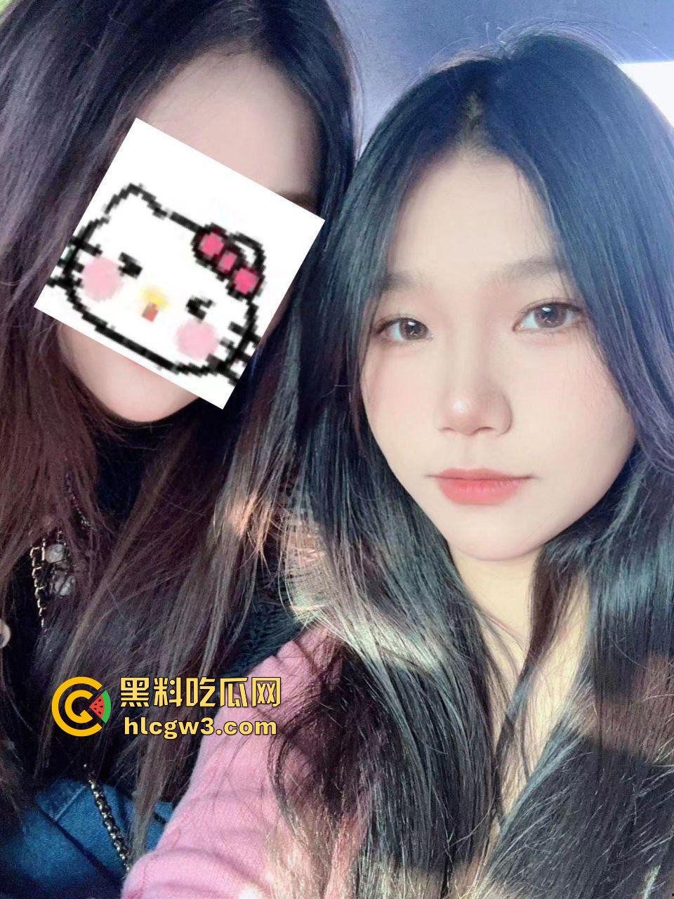 山西清纯女大学生【姜梦璇】私密资源疯传!清纯脸骚货魂,哥哥们的大鸡巴硬得像铁柱,简直玩明白了!-27