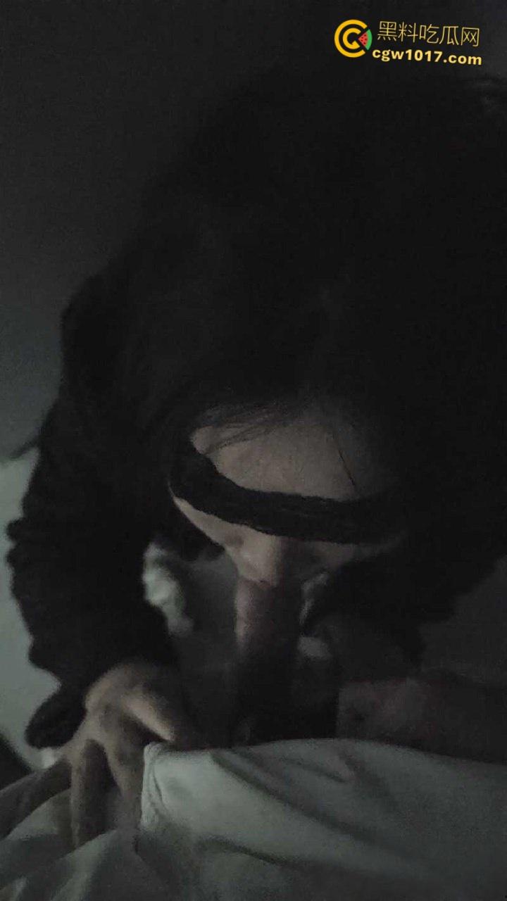 睡不醒的小嫂子,骚母狗嫂子身穿性感渔网袜,主动要求玩户外露出,就喜欢让别人看她被干的贱样!-7