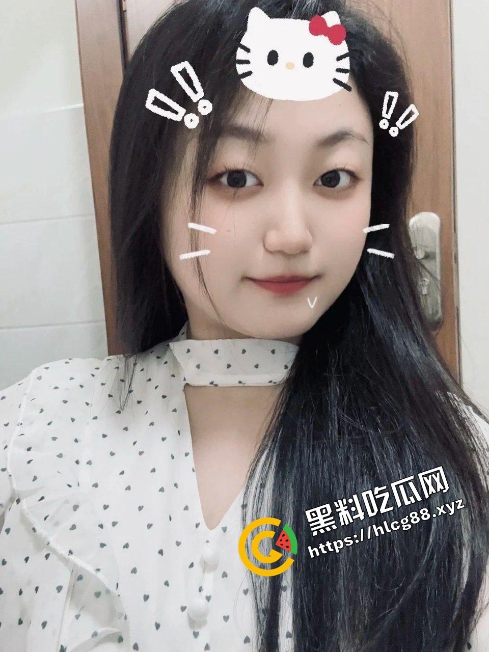 广西纯种骚母狗肉便器【汪诗雅】0元就能带回家各种爆操,对镜淫荡后入暴击骚臀遭曝光!-3