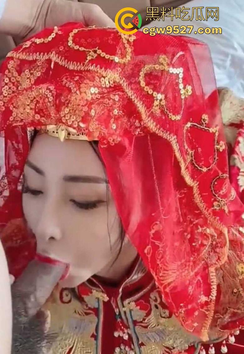 极品人妻熟女【半糖兔兔】新娘做爱视频,翘奶黑毛若隐若现,口交时眼神勾魂,性感身材与反差魅力让人血脉喷张!-6