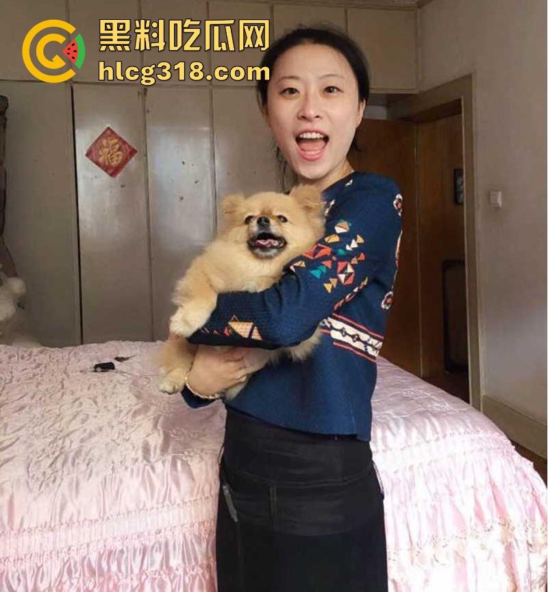 福建宁德师范学院【黄子文】还算漂亮的反差骚货 恋上四眼理工男,居家做爱不雅自拍曝光流出!-1