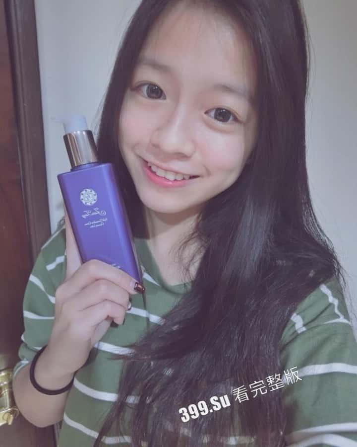 台湾岭东科技大学 漂亮妹妹 林柳瑾 和男友啪啪 泄密流出 没想到衣服下的身材这么顶!-4