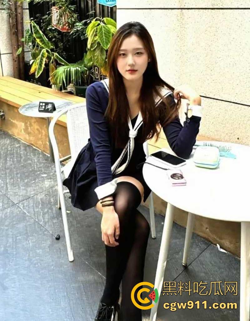 石家庄微胖母狗【许钰婷】惨遭旧爱背叛曝其性癖淫片,高材女爱玩开档后入,蹶臀淫姿极其淫荡!-3