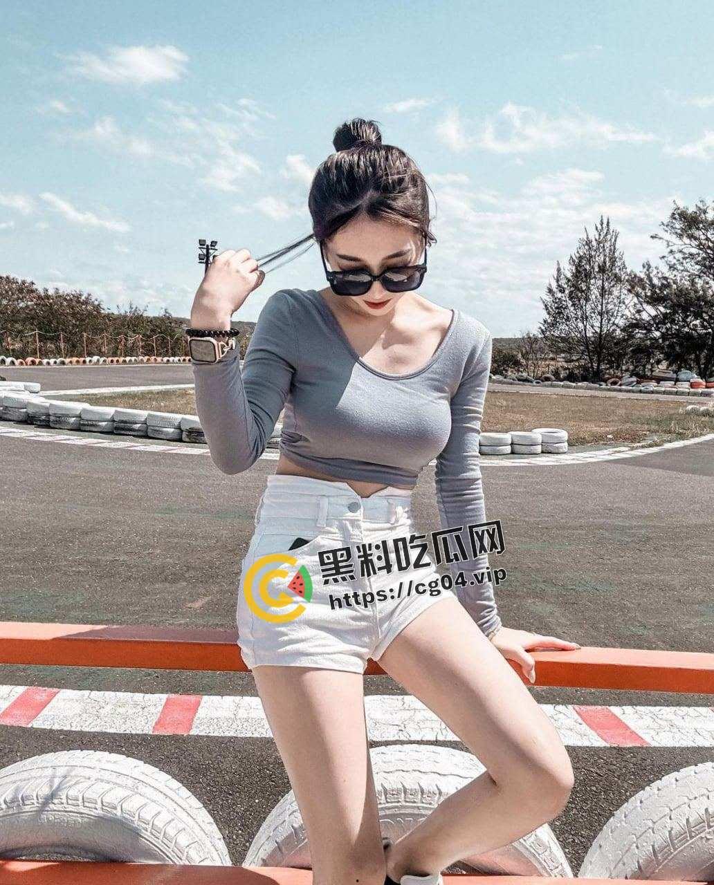 台湾高颜值主播 胡小U IG粉丝七千 私密视频被渣男前男友流出 口爆吞精 蛋糕都做成屌一样的骚货-2