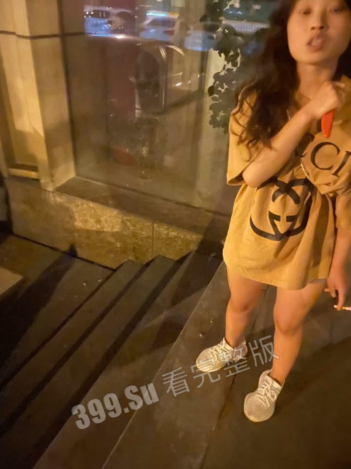 抖音Wallpaper事务局(局长) 壁纸账号背后博主是300斤肥宅 恋上出轨滥交女 女主属于人丑但活好 持刀上门威胁前男友 被爆出性爱视频-23