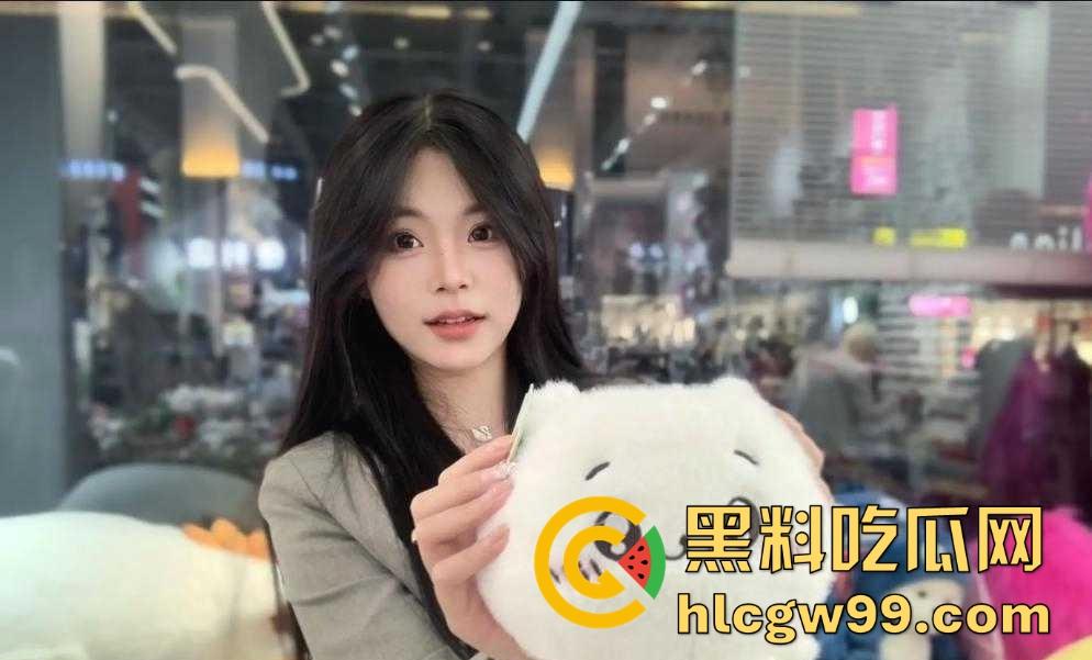 湖北文理学院【屈佳怡】多人追求的妹子没追到 却被我顺利拿下 只是你不知道她的反差性有多大！-6