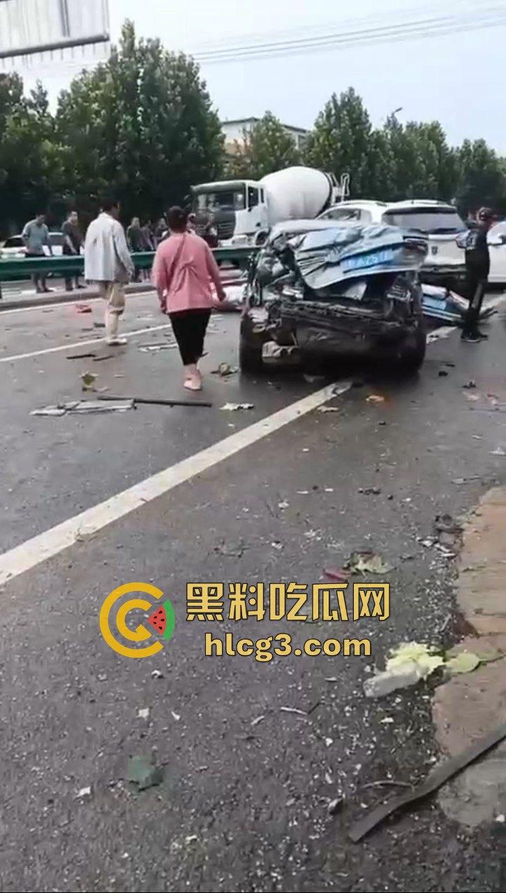 大连普兰店 大货车制动系统失控 刹车失灵 连撞数车 致一名女大学生死亡 对象发文感慨 3人受伤!-9