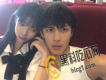 航空极品空姐和肌肉男友激情做爱自拍 男友太猛了 一身肌肉 操的空姐浪叫不止 双双高潮!-1