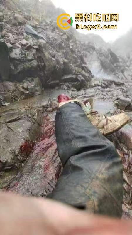 户外探险又出事!四川驴友九峰山登山坠崖,失血过多不幸身亡!-16