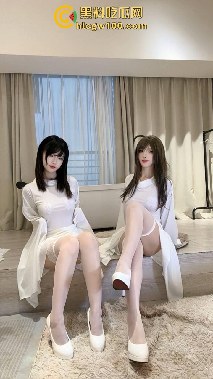 白丝萝莉X冷艳御姐幽灵娘,逆天美腿粉嫩小穴,小女同激情福利让直男兄弟抓心挠肝直呼浪费资源!-14